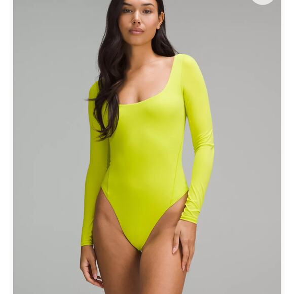 Lululemon Wundermost Nulu Square Neck Long Sleeve Bodysuit Lichen Lime Size XS - Picture 1 of 7
